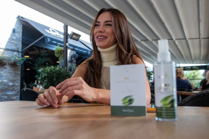 Eleonora Predin Viva by Ela